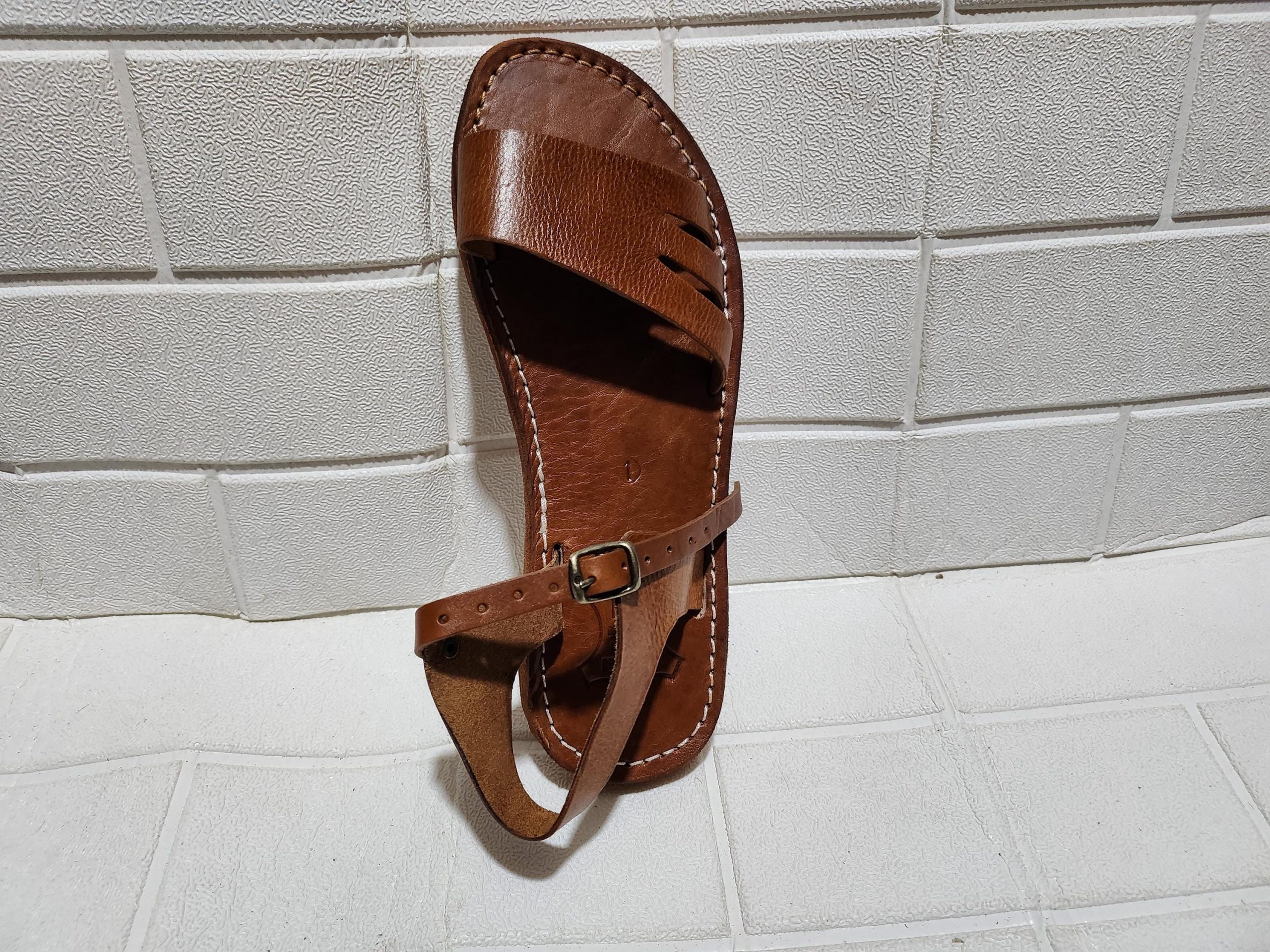 Moroccan Sandals For Women – Handmade Leather Flats With Buckle Strap, Boho Minimalist Summer Footwear, Traditional Artisanal Moroccan Shoes