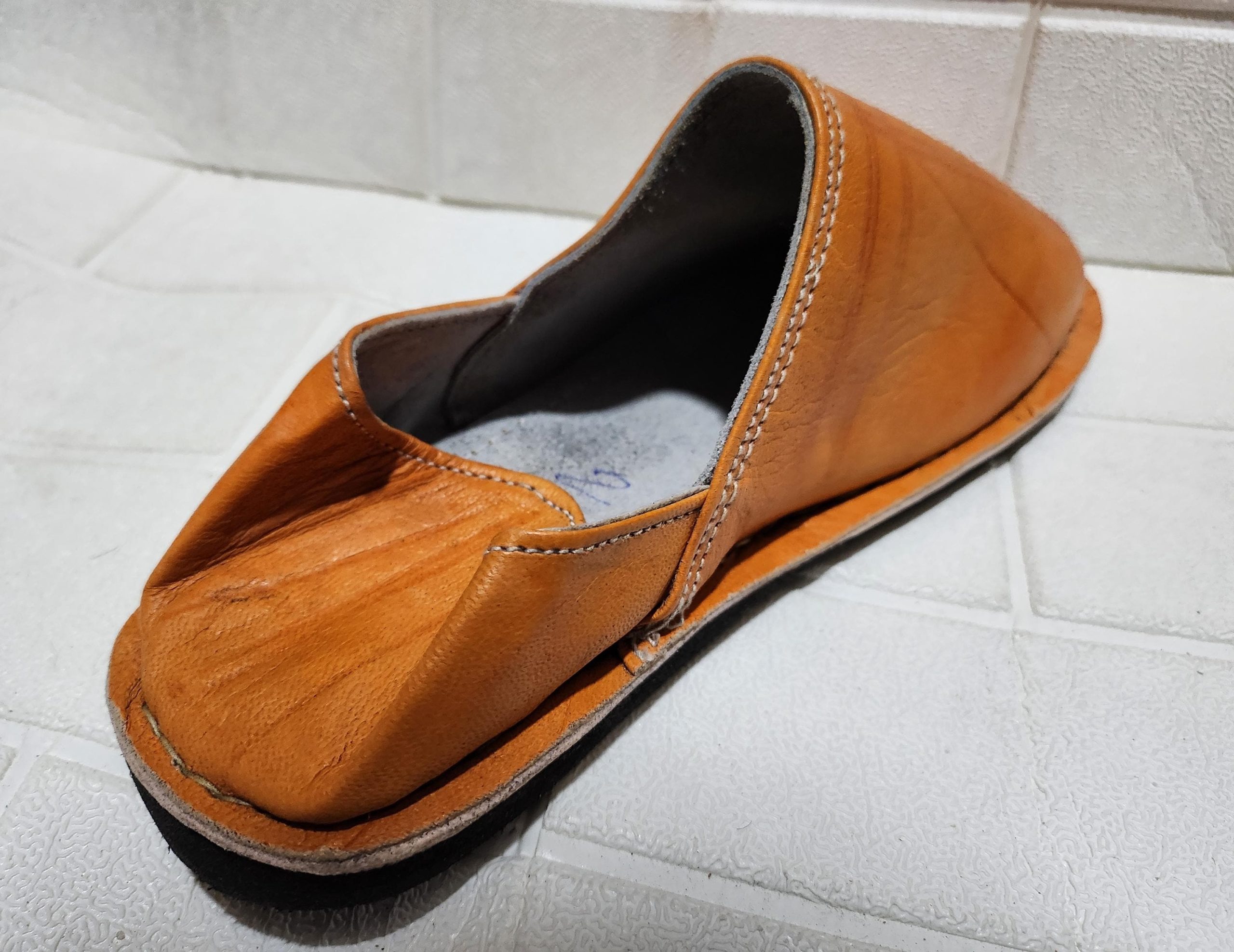 Handmade Moroccan Leather Babouche Slippers – Traditional Artisan House Shoes – Natural Orange Mule Flats – Soft Sole Indoor Shoes For Men