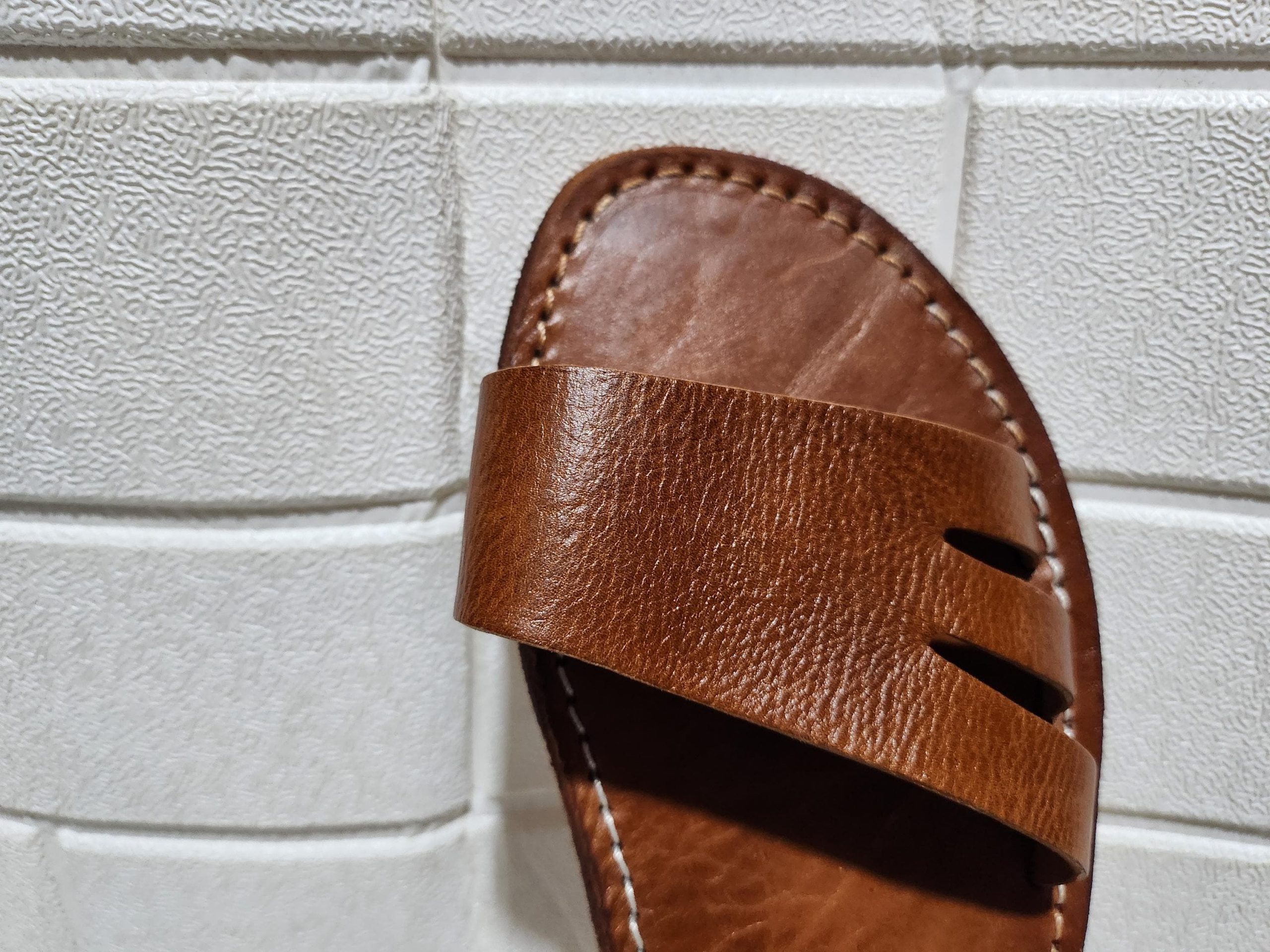 Moroccan Sandals For Women – Handmade Leather Flats With Buckle Strap, Boho Minimalist Summer Footwear, Traditional Artisanal Moroccan Shoes