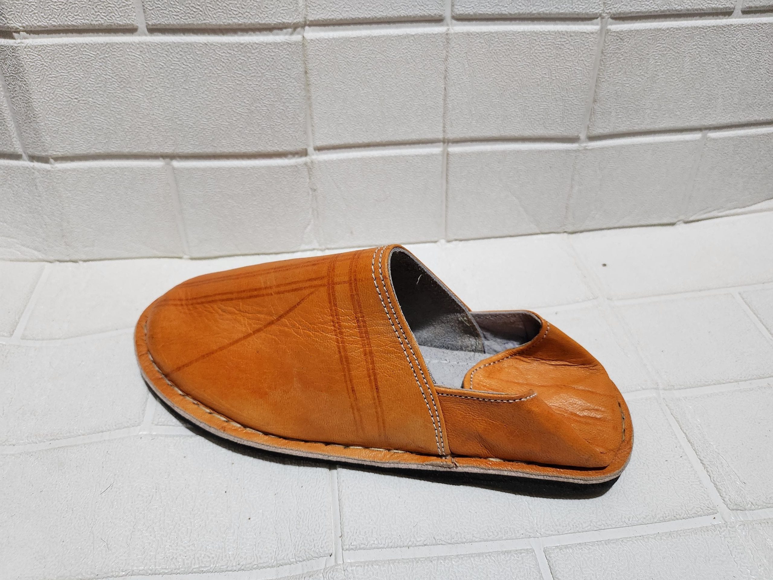 Handmade Moroccan Leather Babouche Slippers – Traditional Artisan House Shoes – Natural Orange Mule Flats – Soft Sole Indoor Shoes For Men